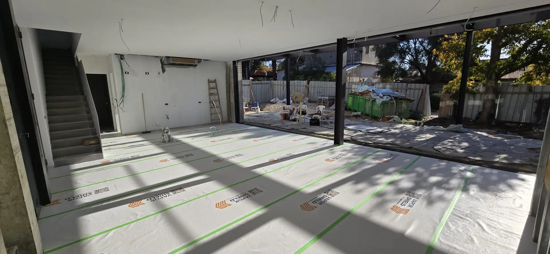 הגנת ריצוף ופרקט — תמונה 2 מתוך 5 מעמוד פתרונות ההגנה